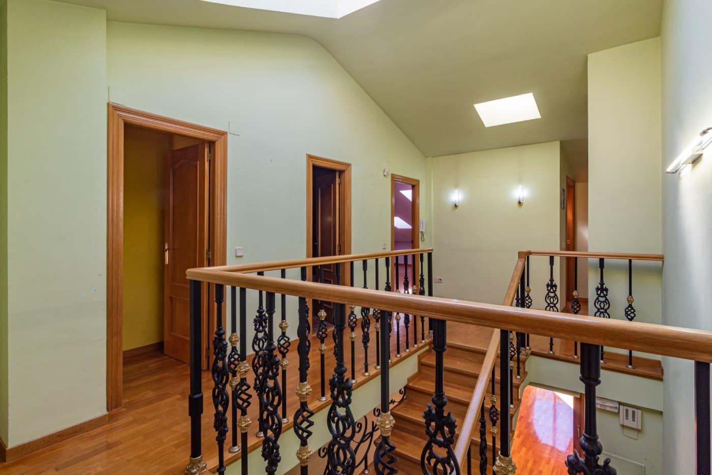 6 soverom Penthouse til salgs i Castello de la Plana - € 465 000 (Ref: 8074429)