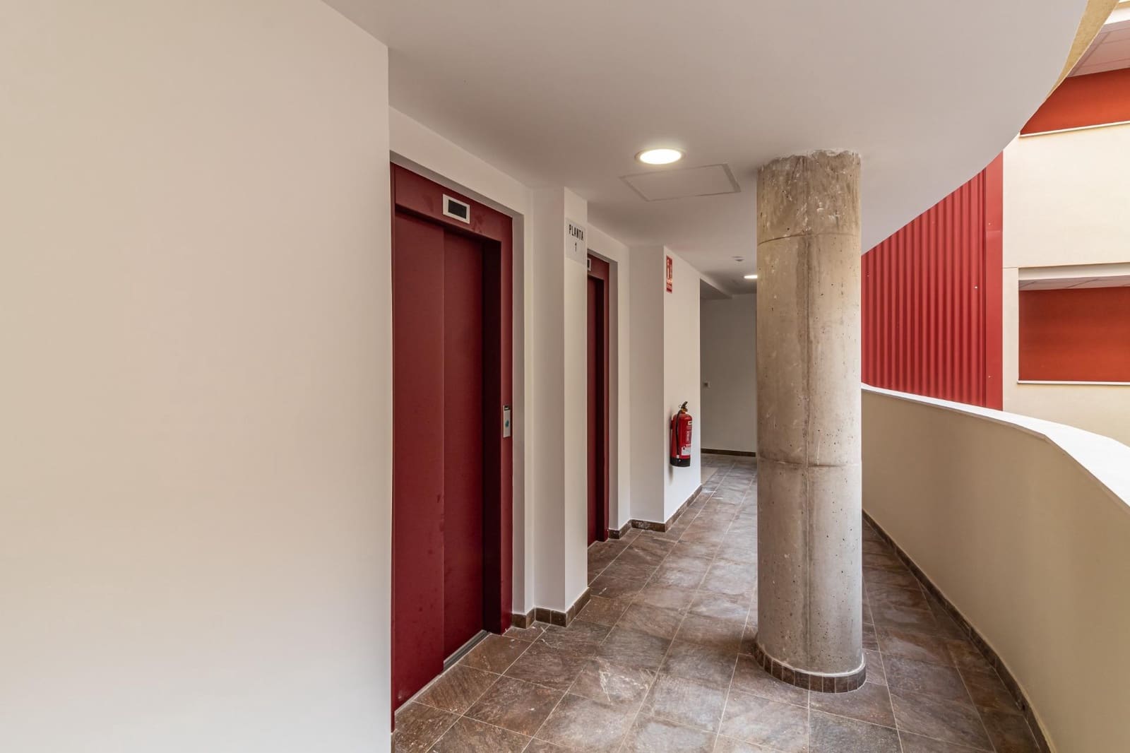 Garasje til salgs i Oropesa  - € 7 000 (Ref: 8133817)