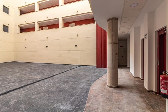 Garasje til salgs i Oropesa  - € 7 000 (Ref: 8133817)