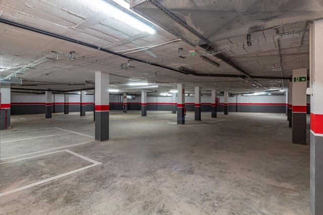 Autotalli myytävänä paikassa Oropesa  - 7 000 € (Ref: 8133817)