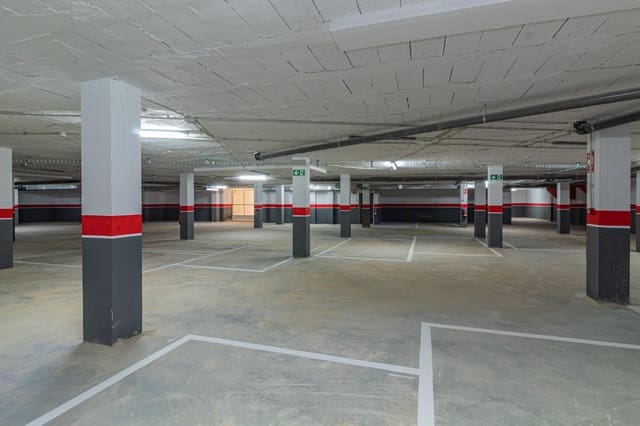 Autotalli myytävänä paikassa Oropesa  - 7 000 € (Ref: 8133817)