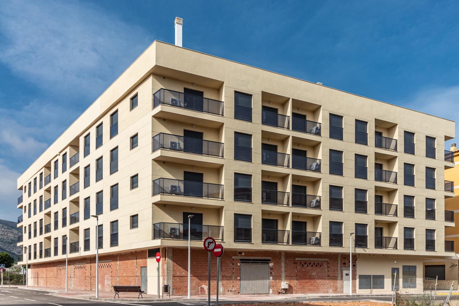 Garasje til salgs i Oropesa  - € 7 000 (Ref: 8133817)