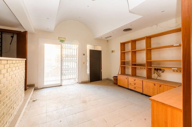 Commercial for sale in Este, Castelló de la Plana - € 194,000 (Ref: 8162134)