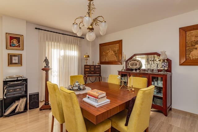 3 soveværelse Lejlighed til salg i Centro, Castelló de la Plana - € 450.000 (Ref: 8318284)