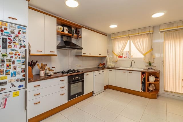 3 soveværelse Lejlighed til salg i Centro, Castelló de la Plana - € 450.000 (Ref: 8318284)