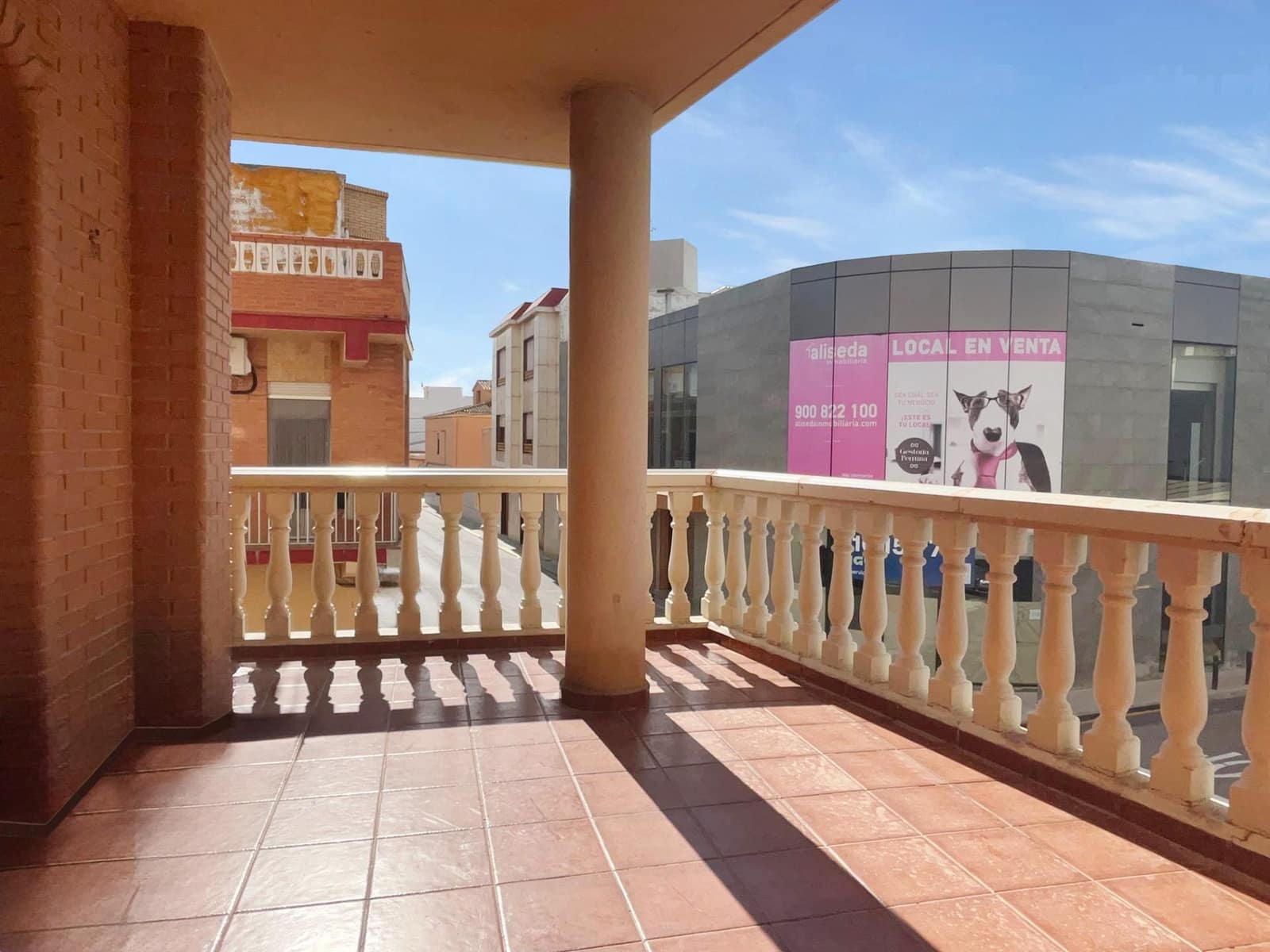 5 bedroom Townhouse for sale in Moncofa - € 175,000 (Ref: 8385095)