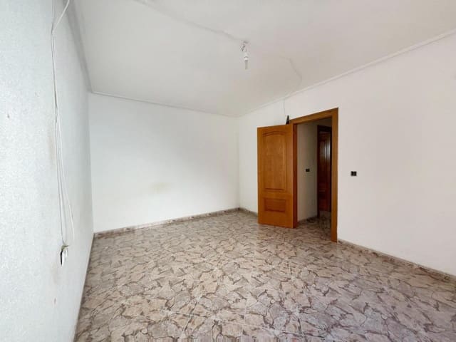 5 slaapkamer Huis te koop in Moncofa - € 175.000 (Ref: 8385095)