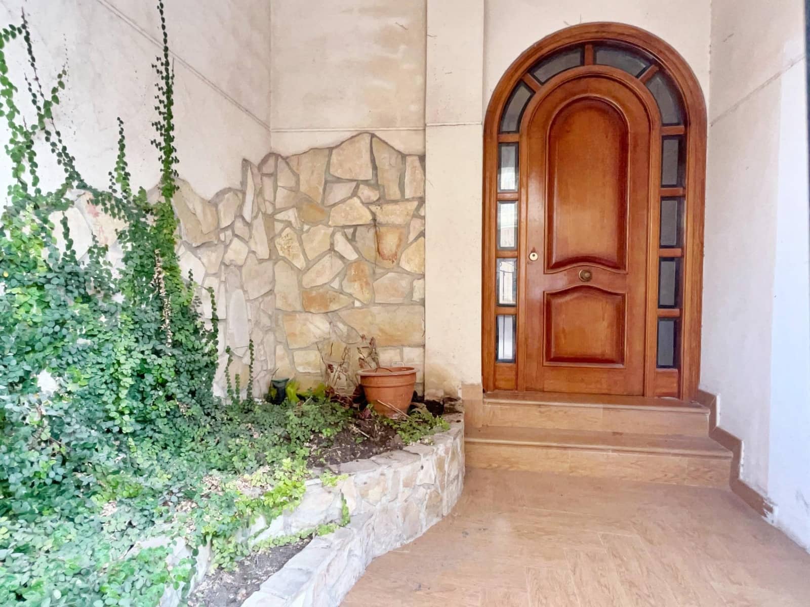 5 bedroom Townhouse for sale in Moncofa - € 175,000 (Ref: 8385095)