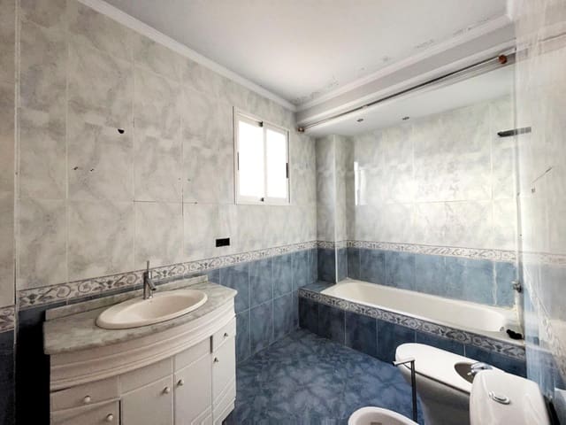 5 sovrum Hus till salu i Moncofa - 175 000 € (Ref: 8385095)