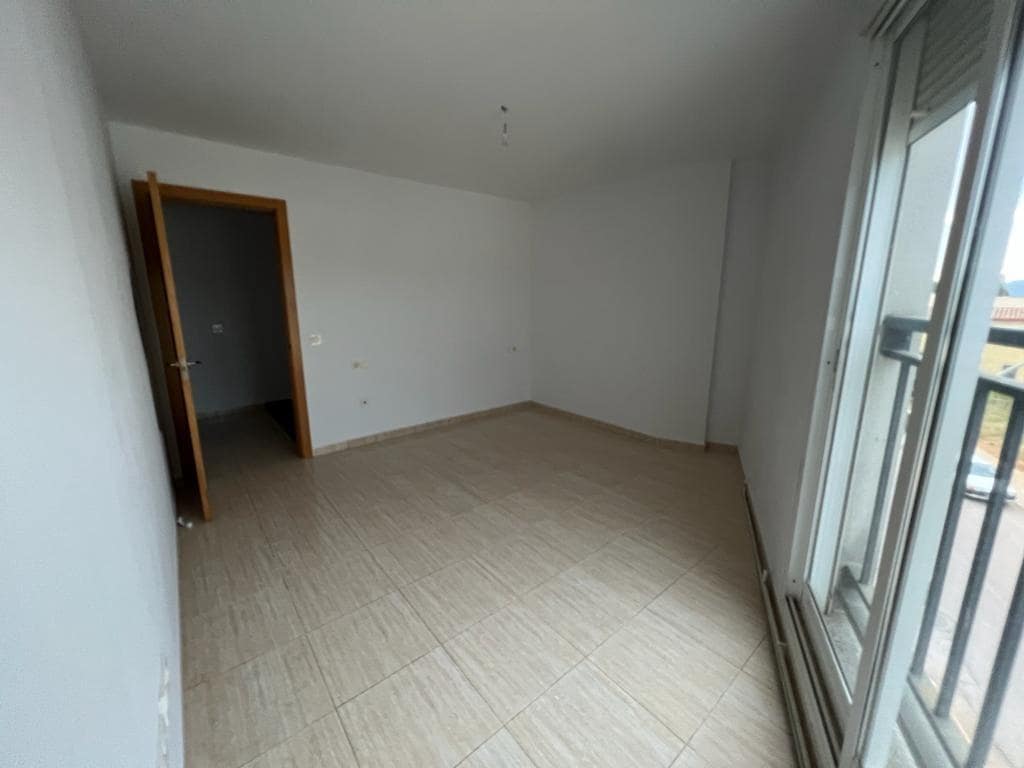 3 soveværelse Semi-Rækkehus til salg i La Salzedella med garage - € 73.500 (Ref: 8428828)