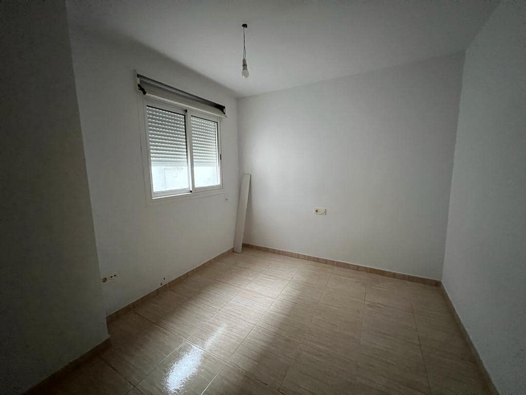 3 soveværelse Semi-Rækkehus til salg i La Salzedella med garage - € 73.500 (Ref: 8428828)