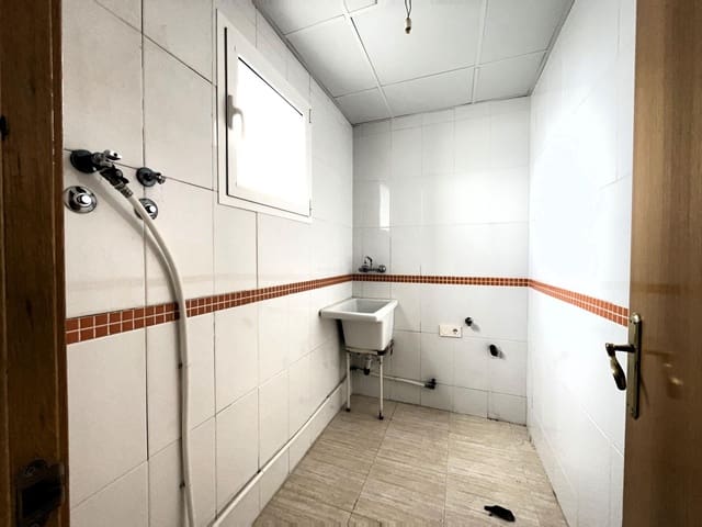 3 makuuhuone Paritalo myytävänä paikassa La Salzedella mukana 
autotalli - 73 500 € (Ref: 8428828)