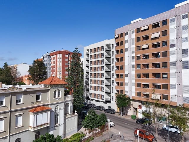 3 makuuhuone Asunto myytävänä paikassa Sur, Castelló de la Plana - 240 000 € (Ref: 8437097)