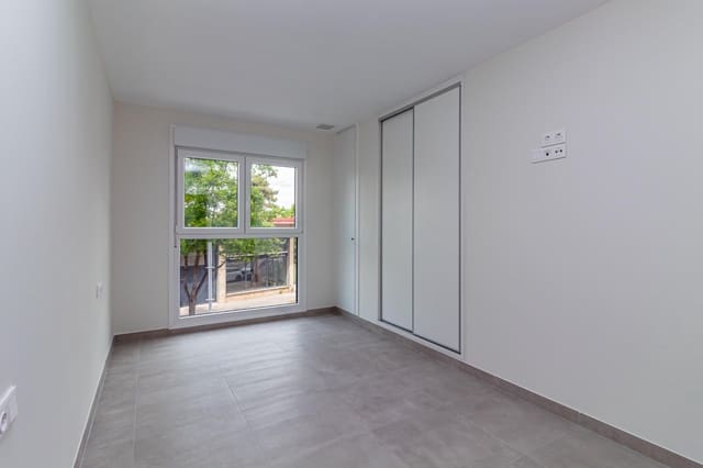 3 makuuhuone Asunto myytävänä paikassa Sur, Castelló de la Plana - 280 000 € (Ref: 8437097)
