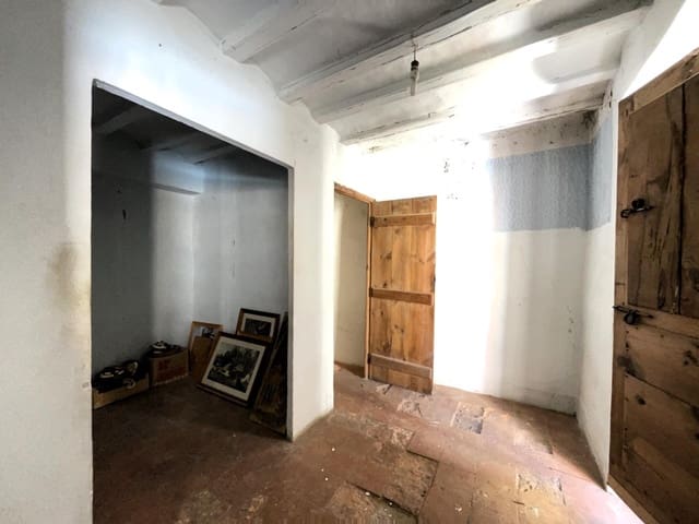 3 bedroom Townhouse for sale in Vilafranca - € 43,800 (Ref: 8477951)