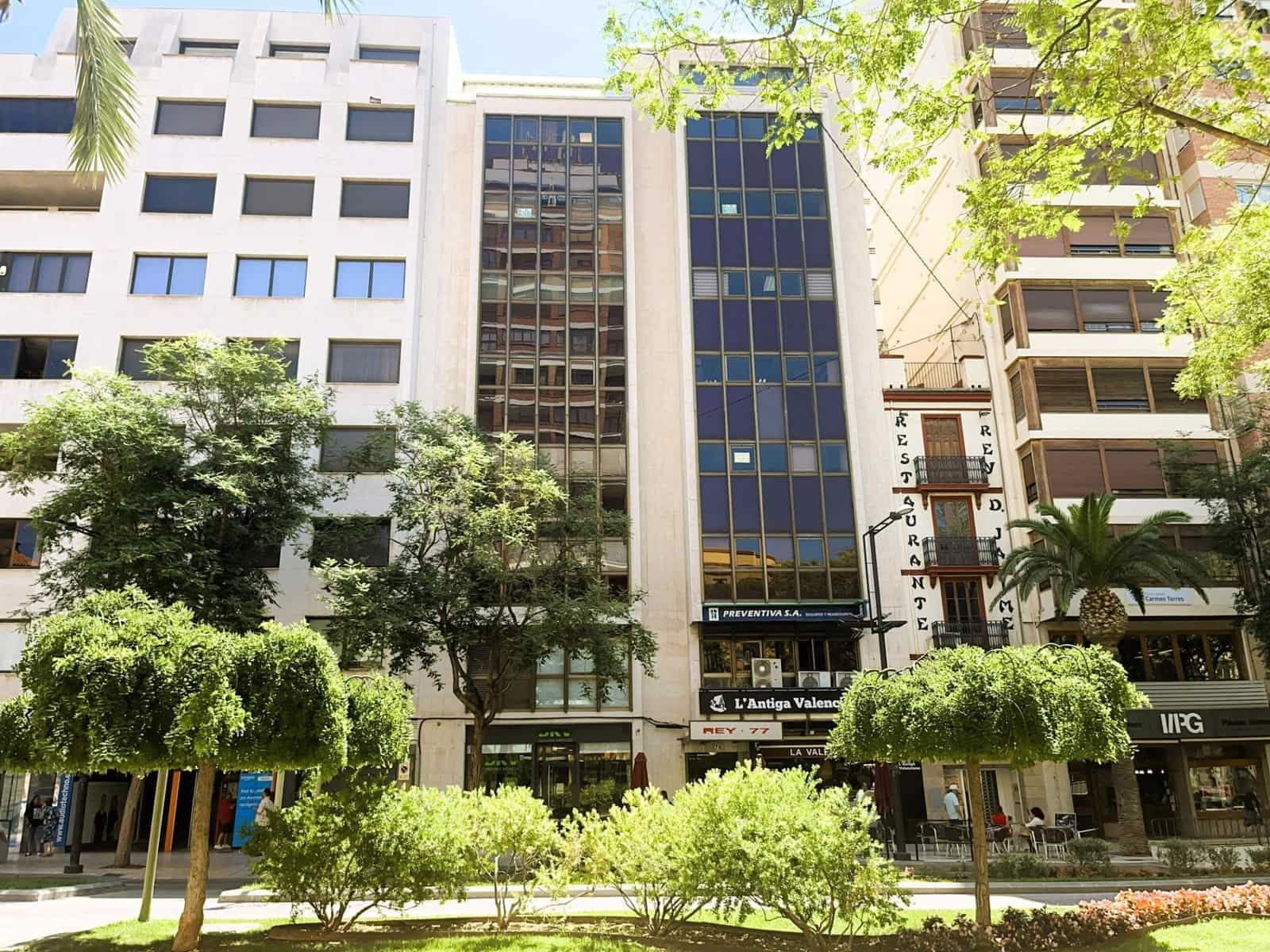 Bureau à vendre à Castello de la Plana - 99 000 € (Ref: 8573988)