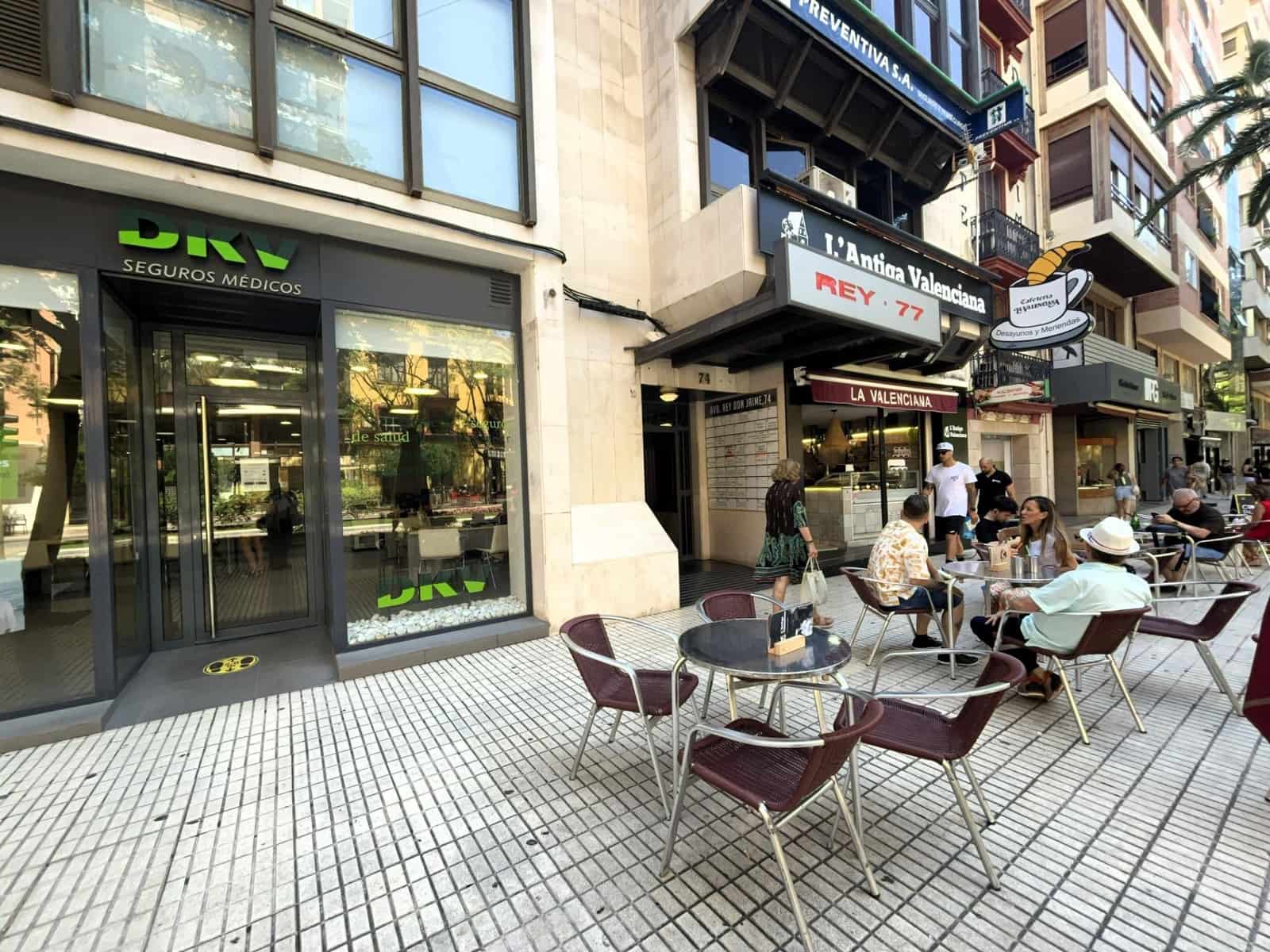 Bureau à vendre à Castello de la Plana - 99 000 € (Ref: 8573988)