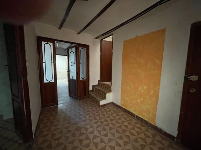 3 bedroom Townhouse for sale in Eslida - € 35,000 (Ref: 8601750)