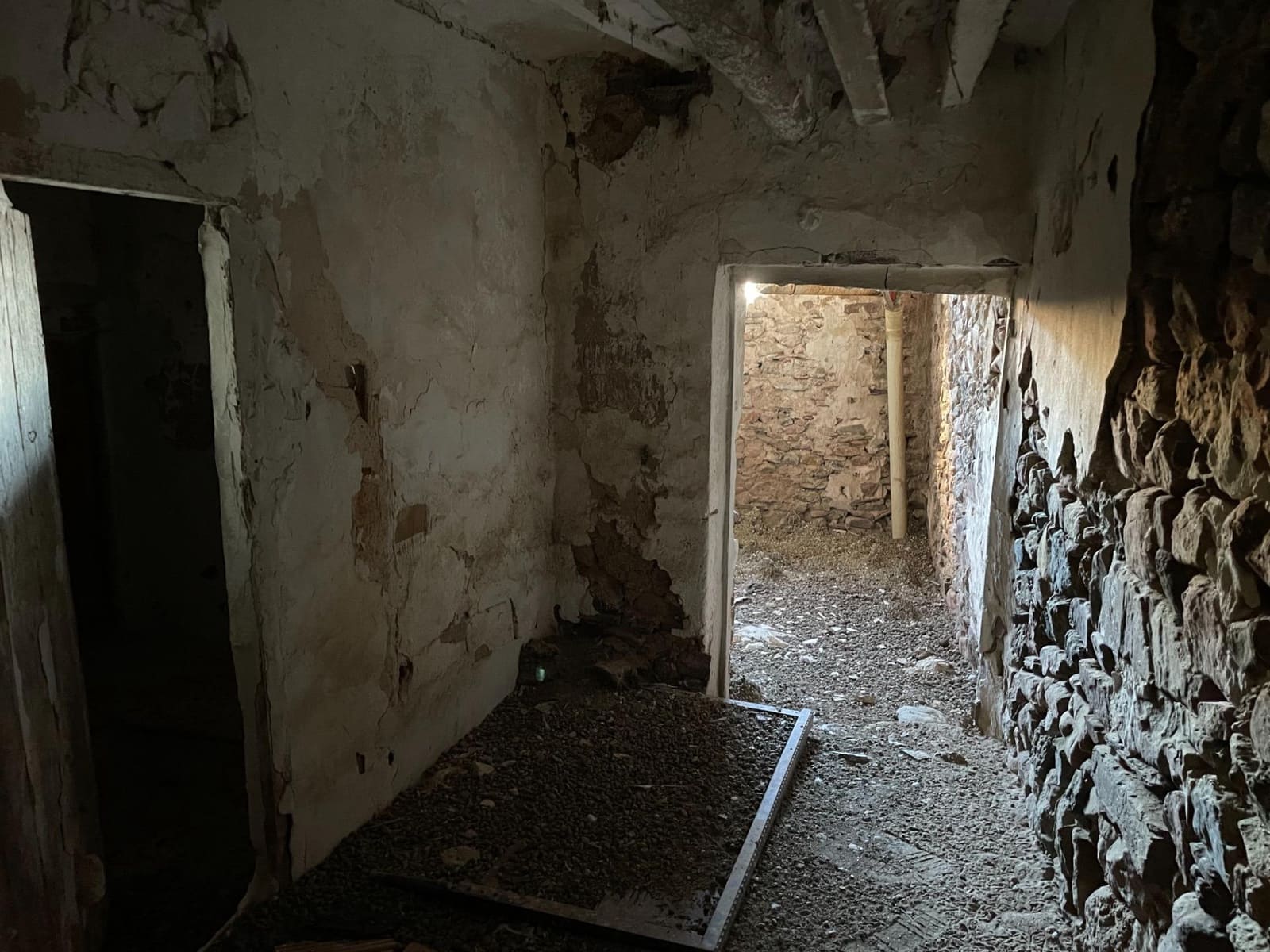 3 soverom Hus til salgs i Eslida - € 35 000 (Ref: 8601750)