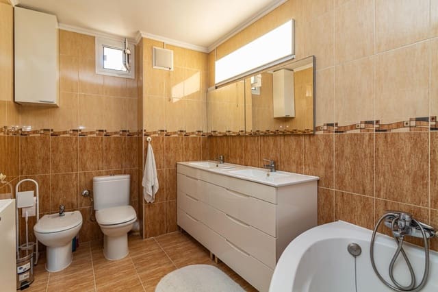 3 sovrum Lägenhet till salu i Almassora / Almazora - 165 000 € (Ref: 8641369)