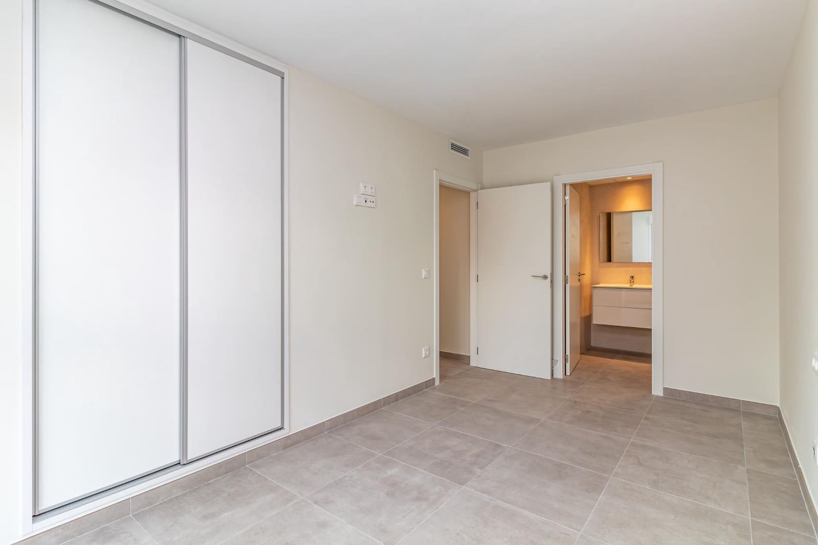 3 soverom Leilighet til salgs i Castello de la Plana - € 285 000 (Ref: 8666345)