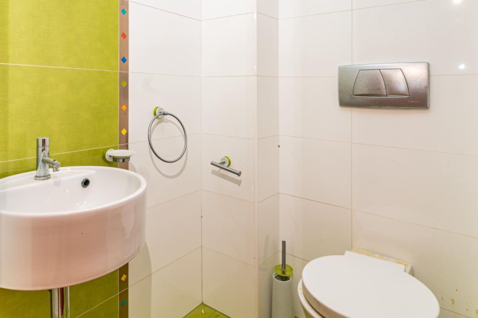 5 soveværelse Villa til salg i Castello de la Plana med garage - € 600.000 (Ref: 8828563)