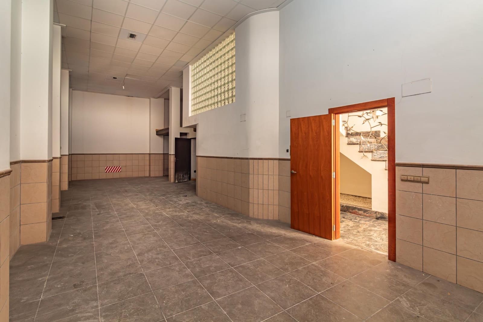 5 soveværelse Villa til salg i Castello de la Plana med garage - € 600.000 (Ref: 8828563)