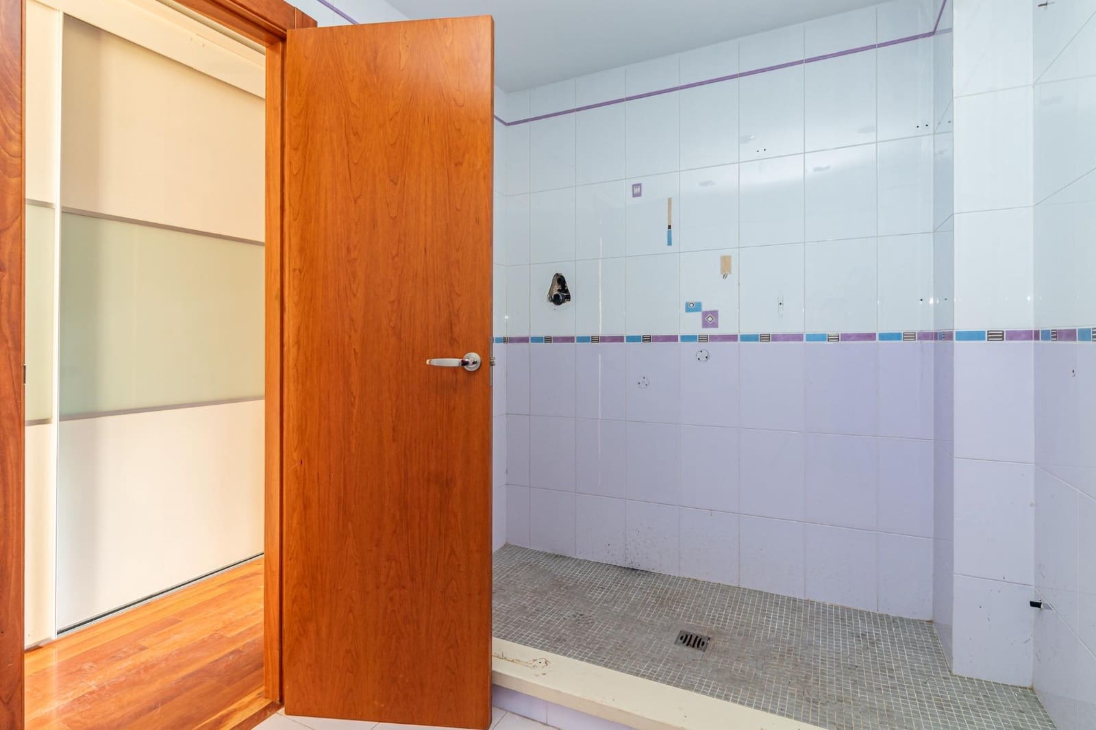 5 sypialnia Willa na sprzedaż w Castello de la Plana z garażem - 600 000 € (Ref: 8828563)