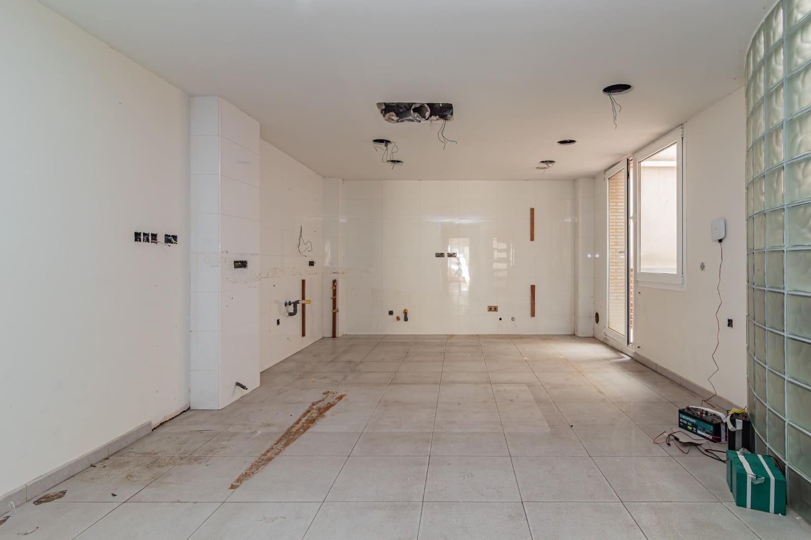 5 sypialnia Willa na sprzedaż w Castello de la Plana z garażem - 600 000 € (Ref: 8828563)