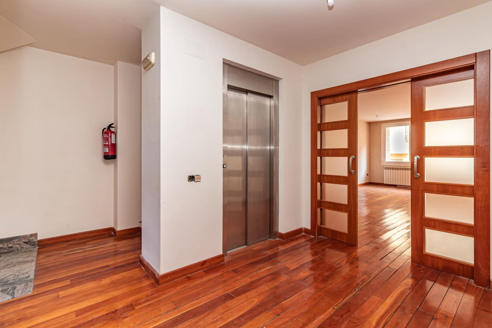 5 sypialnia Willa na sprzedaż w Castello de la Plana z garażem - 600 000 € (Ref: 8828563)