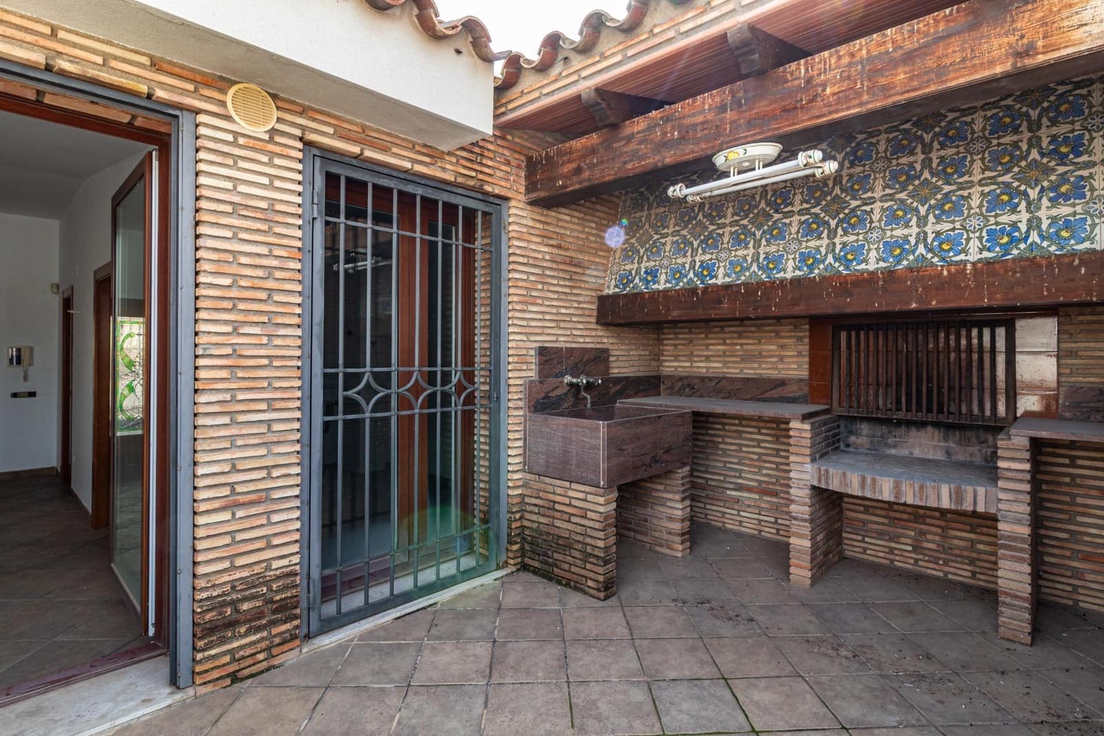 5 sypialnia Willa na sprzedaż w Castello de la Plana z garażem - 525 000 € (Ref: 8828563)
