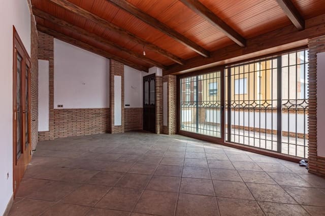 5 camera da letto Villa in vendita in Centro, Castelló de la Plana con garage - 525.000 € (Rif: 8828563)