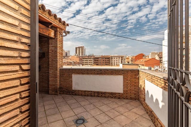 5 camera da letto Villa in vendita in Centro, Castelló de la Plana con garage - 525.000 € (Rif: 8828563)
