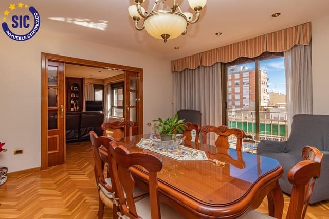 5 sovrum Lägenhet till salu i Vila-real - 270 000 € (Ref: 8841269)