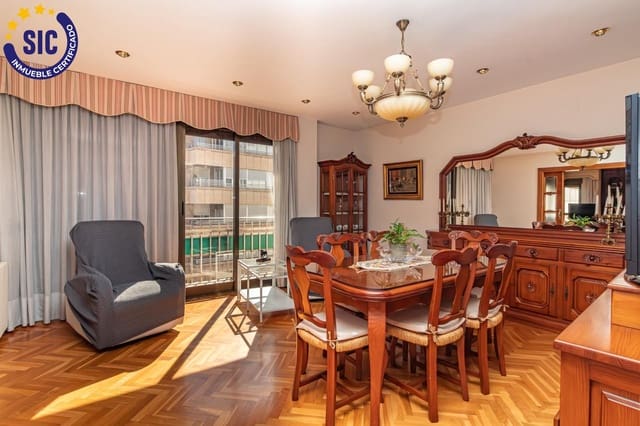 5 sovrum Lägenhet till salu i Vila-real - 270 000 € (Ref: 8841269)