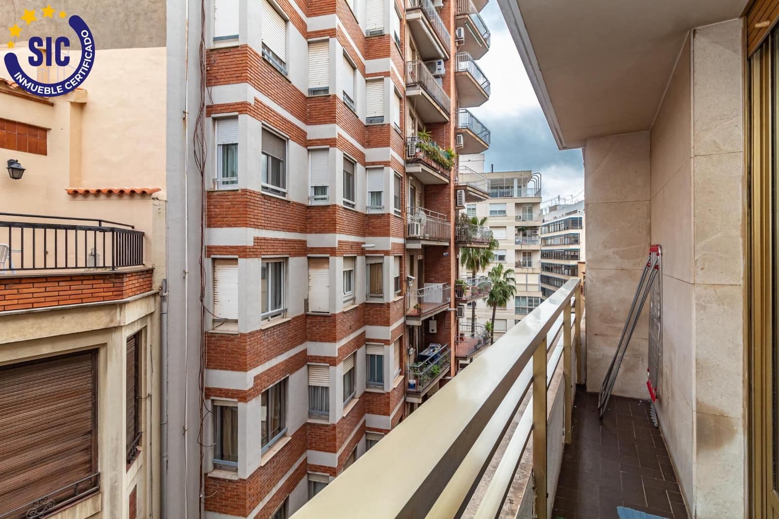 Piso de 5 habitaciones en Castelló de la Plana en venta - 325.000 € (Ref: 8928606)