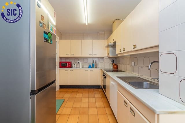 5 sovrum Lägenhet till salu i Centro, Castelló de la Plana - 325 000 € (Ref: 8928606)