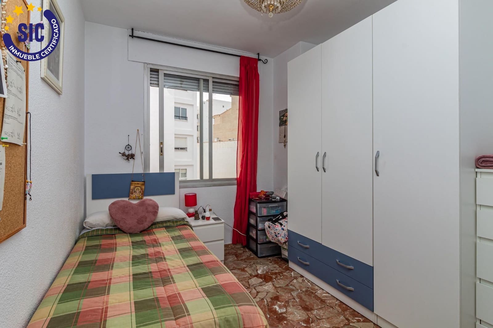 5 bedroom Flat for sale in Castello de la Plana with garage - € 325,000 (Ref: 8928606)