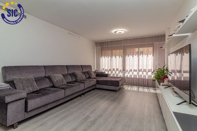 3 slaapkamer Flat te koop in Sur, Castelló de la Plana - € 215.000 (Ref: 9042156)