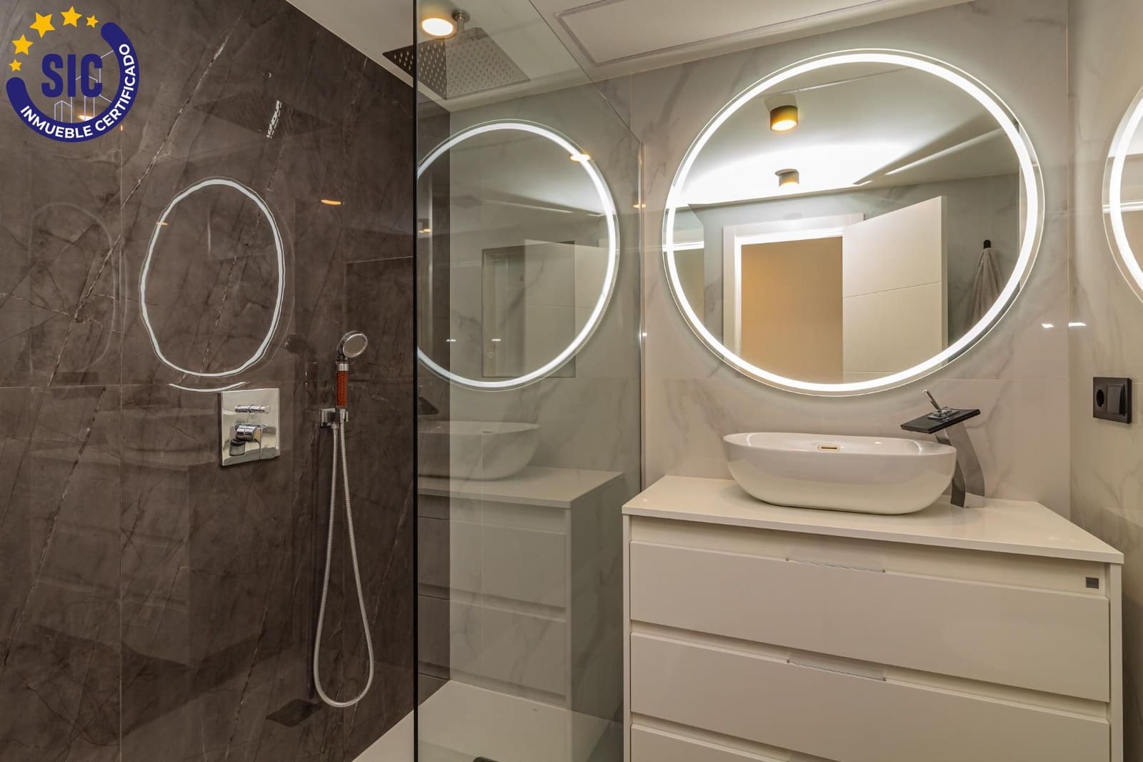 3 slaapkamer Flat te koop in Castello de la Plana - € 207.000 (Ref: 9042156)