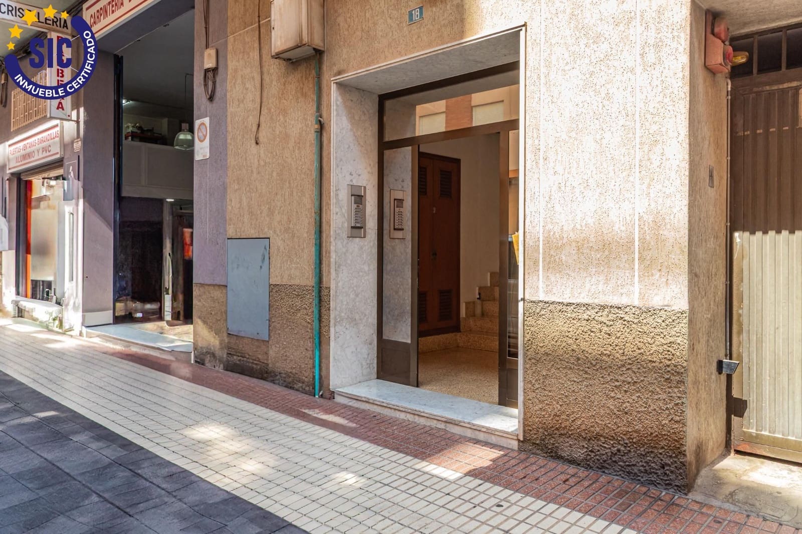 3 bedroom Flat for sale in Castello de la Plana - € 207,000 (Ref: 9042156)