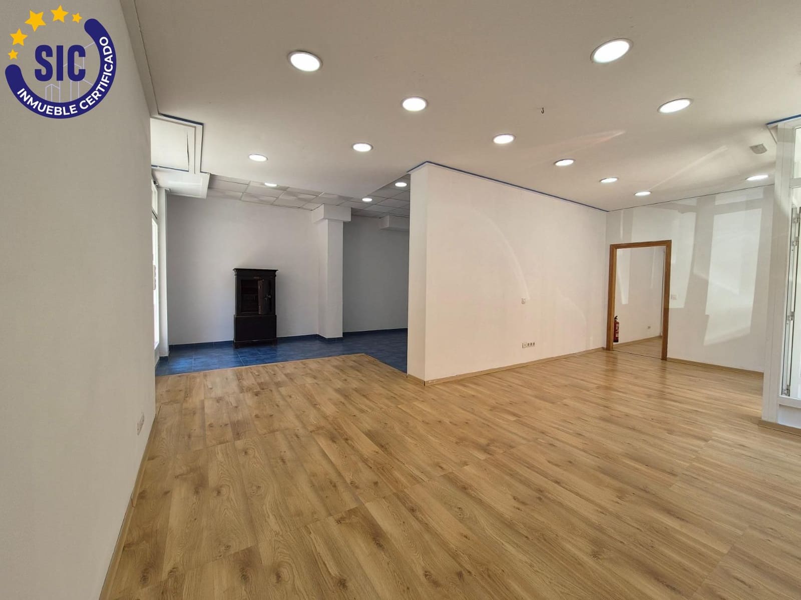 Commerciale in vendita in Castello de la Plana - 93.000 € (Rif: 9057483)