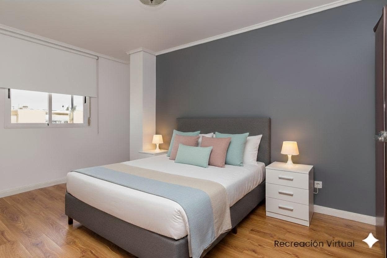 4 bedroom Flat for sale in Castello de la Plana - € 145,000 (Ref: 9085219)