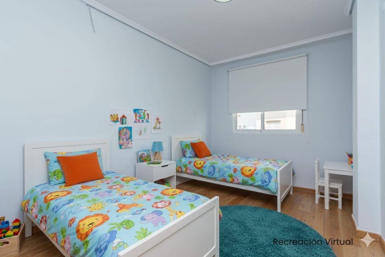 4 bedroom Flat for sale in Castello de la Plana - € 145,000 (Ref: 9085219)