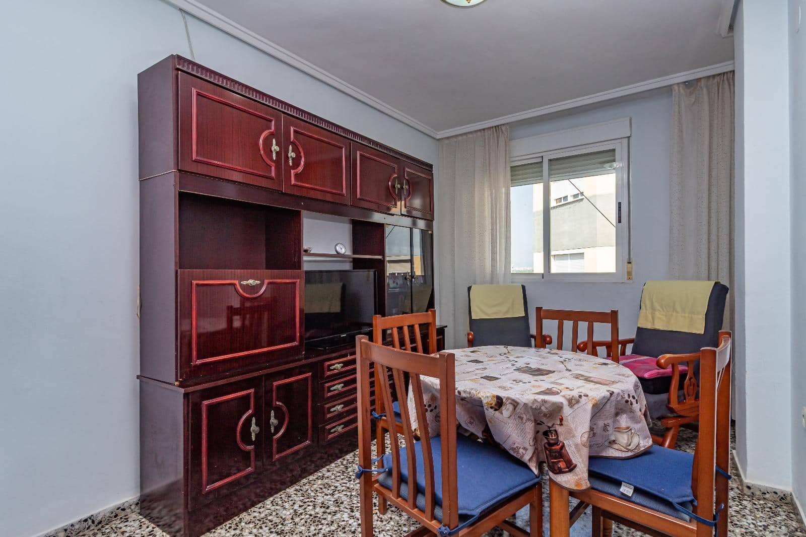 4 bedroom Flat for sale in Castello de la Plana - € 145,000 (Ref: 9085219)