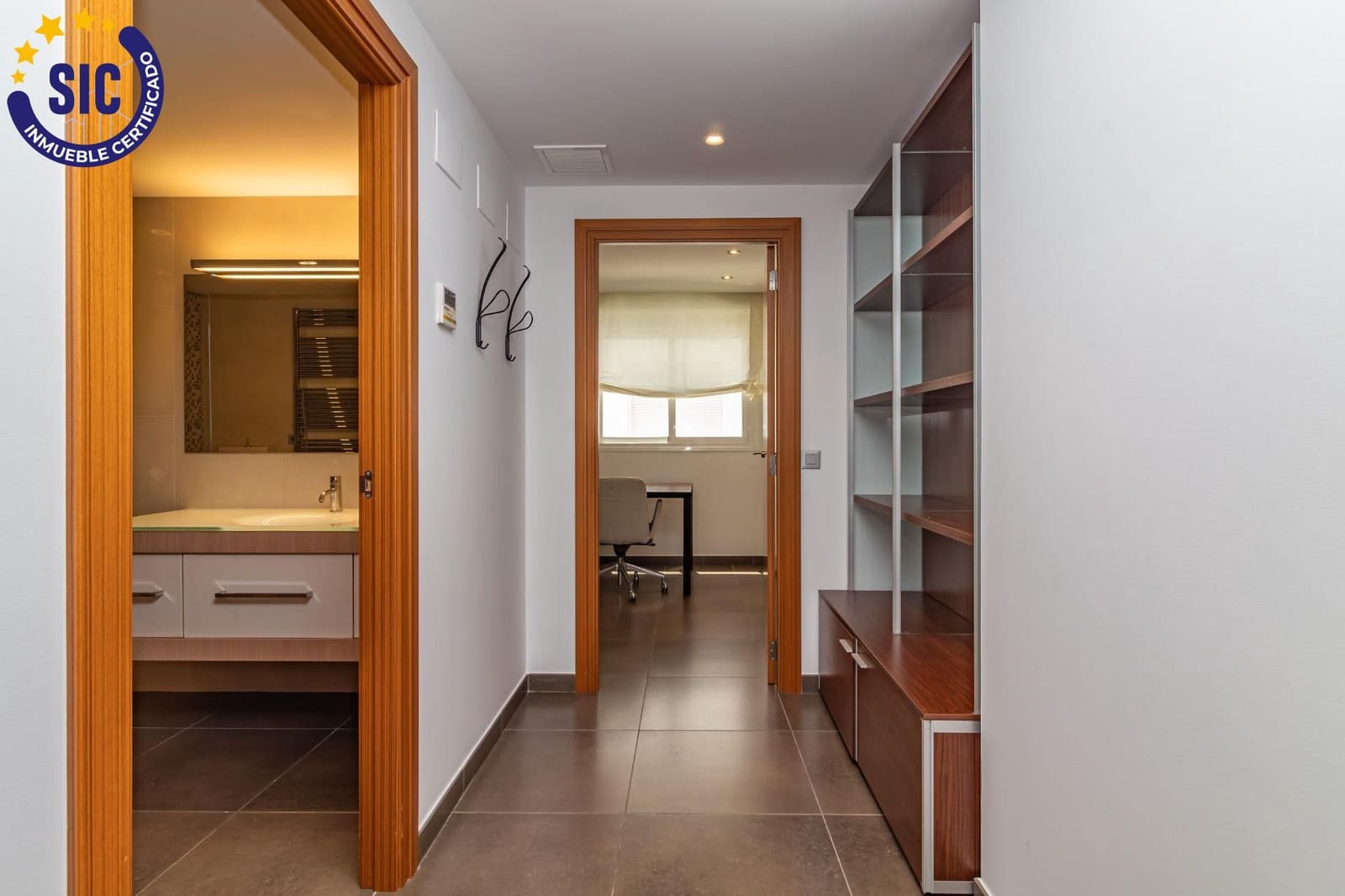 2 bedroom Flat for sale in Castello de la Plana - € 290,000 (Ref: 9107619)