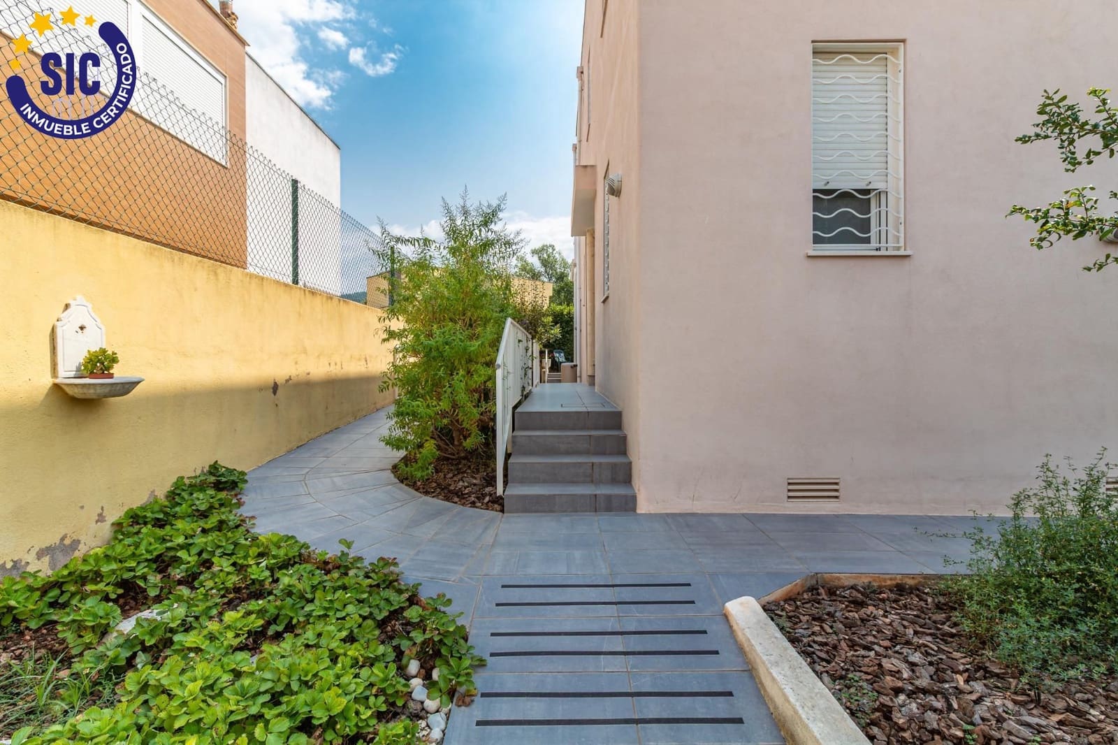 4 bedroom Apartment for sale in La Pobla Tornesa - € 275,000 (Ref: 9217290)