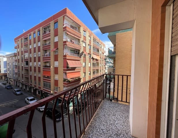 5 bedroom Flat for sale in Sagunto / Sagunt - € 184,000 (Ref: 9398460)