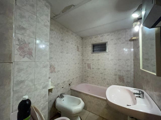 2 slaapkamer Commercieel te huur in Vila-real - € 500 (Ref: 9414053)