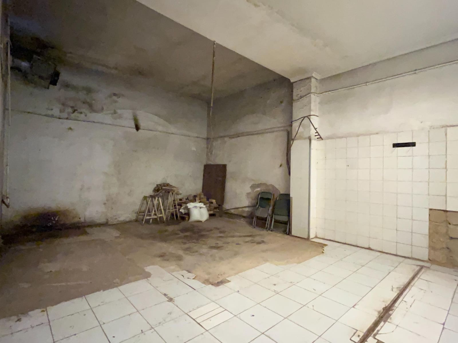 2 bedroom Commercial for rent in Vila-real - € 900 (Ref: 9414053)